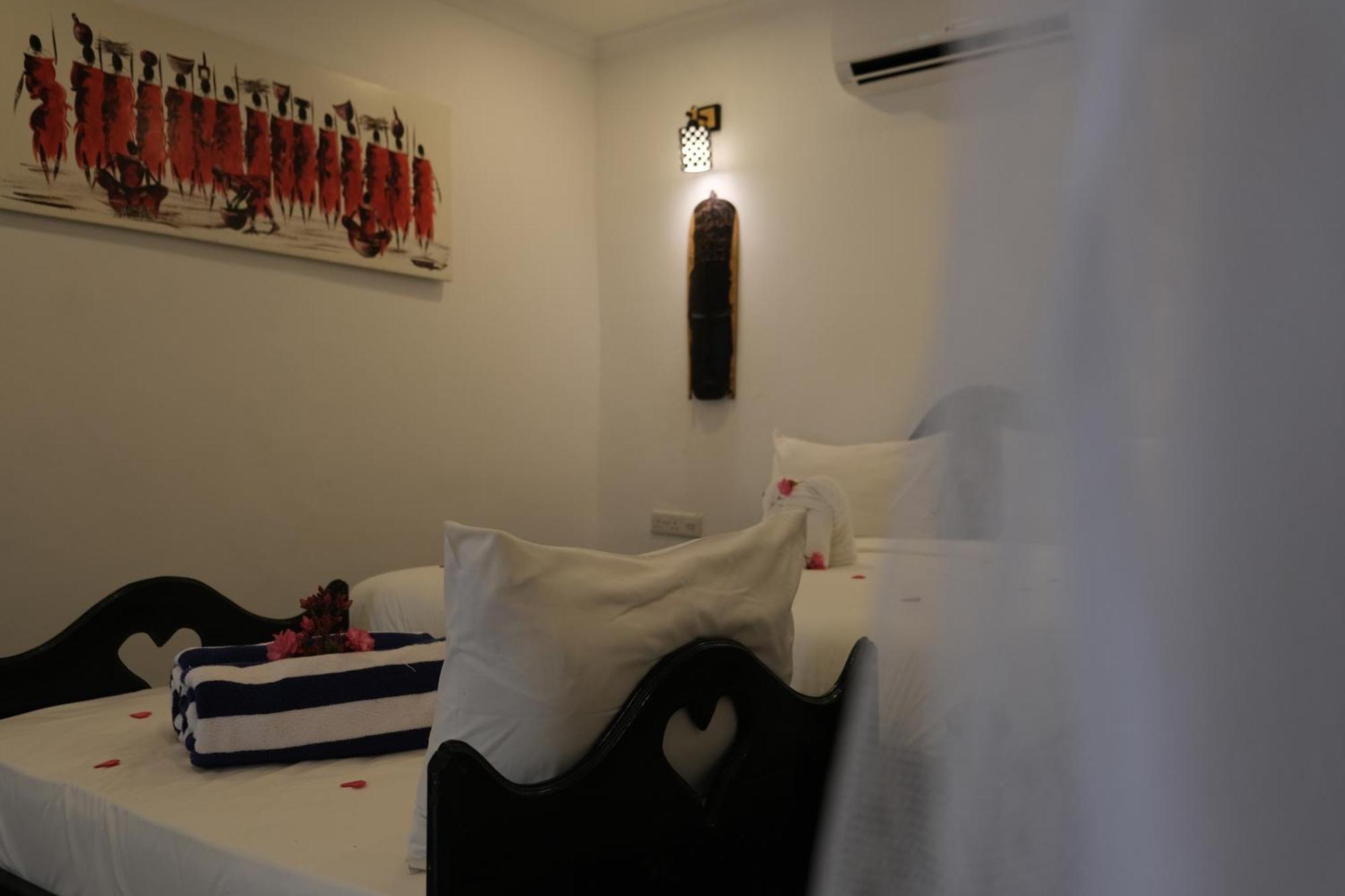 Hotel Sofia Sea View Pwani Mchangani Habitación foto
